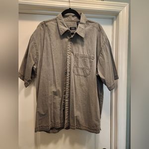 Men's short sleeve casual button-down shirt, size XXL